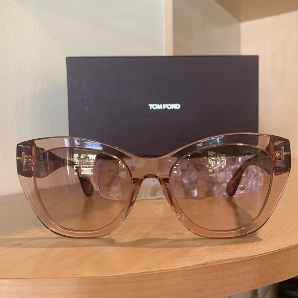 Tom Ford Women\'s Tortoise Shell / Crystal Peach Sunglasses main image 10